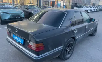 Mercedes-Benz W124 1992 года за 1 500 000 тг. в Шымкент