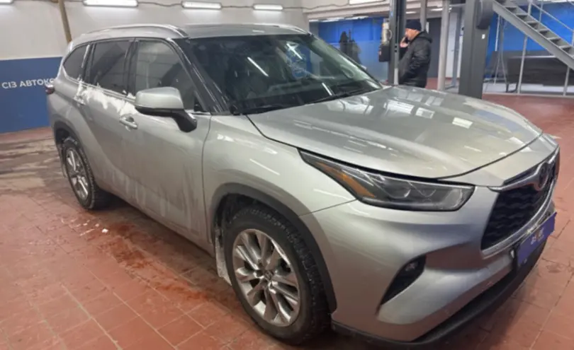 Toyota Highlander 2021 года за 25 000 000 тг. в Астана фото 3