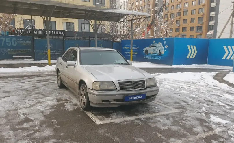 Mercedes-Benz C-Класс 2000 года за 1 500 000 тг. в Алматы фото 2