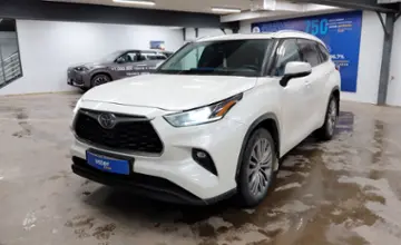 Toyota Highlander 2020 года за 23 500 000 тг. в Астана фото 1