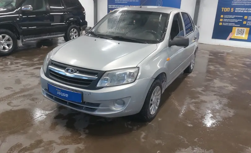 LADA (ВАЗ) Granta 2013 года за 2 200 000 тг. в Астана