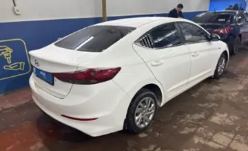 Hyundai Elantra 2018 года за 6 900 000 тг. в Астана