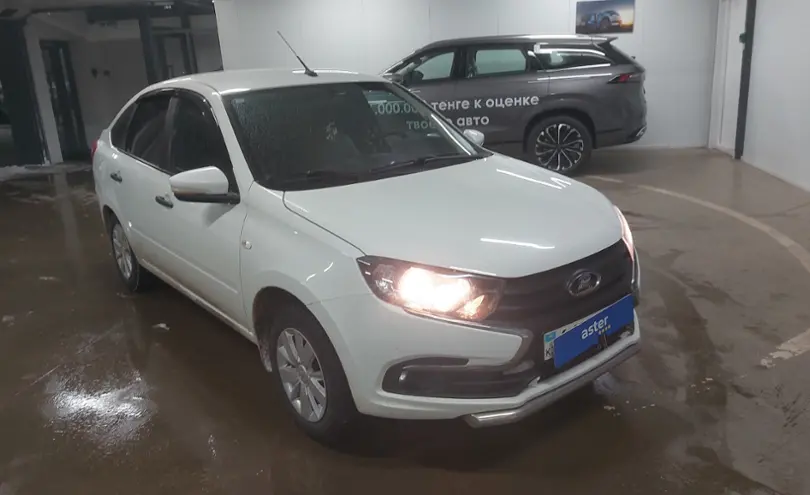 LADA (ВАЗ) Granta 2019 года за 3 500 000 тг. в Астана фото 2