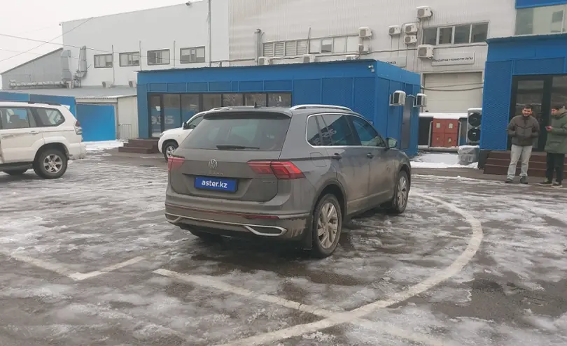 Volkswagen Tiguan 2021 года за 13 000 000 тг. в Алматы фото 3