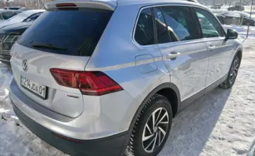 Volkswagen Tiguan 2018 года за 12 500 000 тг. в Астана