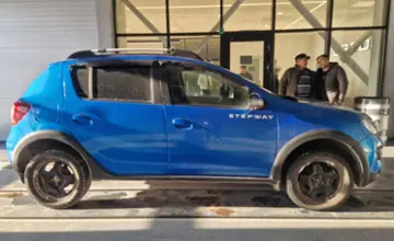 Renault Sandero 2015 года за 4 000 000 тг. в Астана фото 4