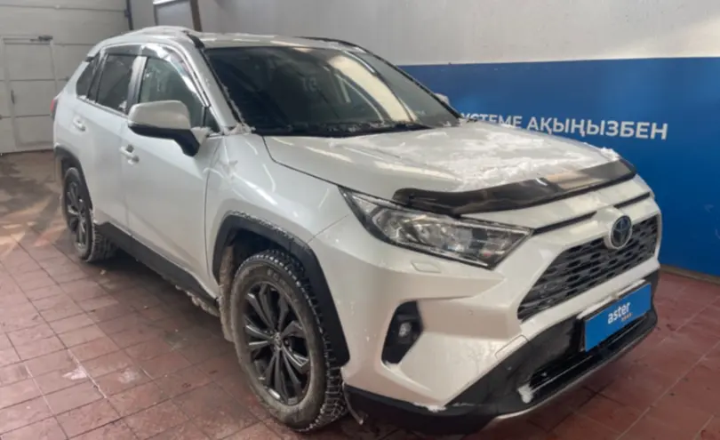 Toyota RAV4 2022 года за 17 500 000 тг. в Астана фото 3