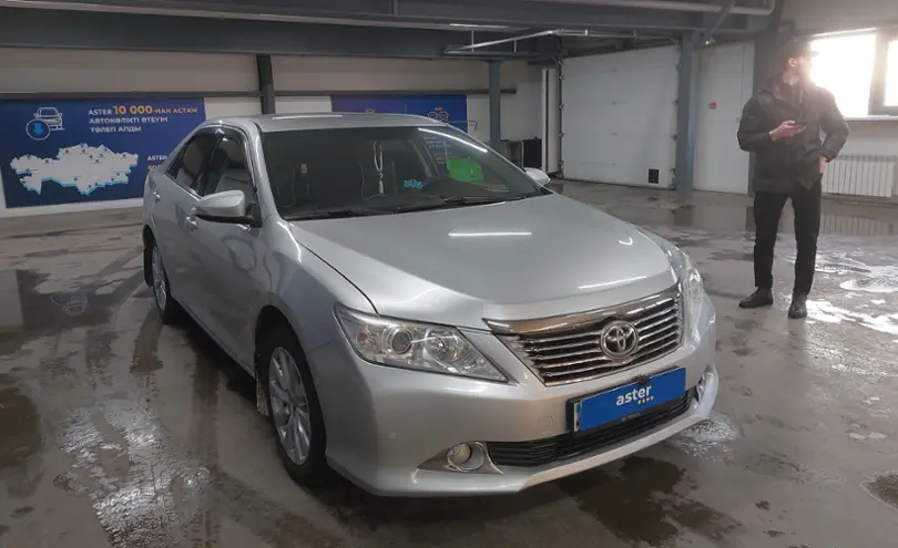 Toyota Camry 2013 года за 9 500 000 тг. в Астана фото 2