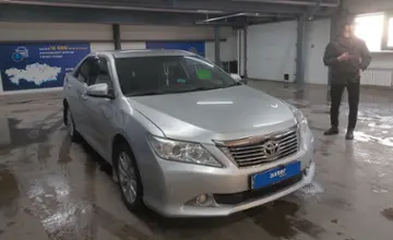 Toyota Camry 2013 года за 9 500 000 тг. в Астана фото 2
