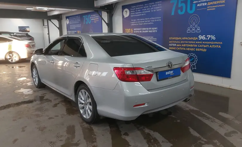 Toyota Camry 2013 года за 9 500 000 тг. в Астана фото 4