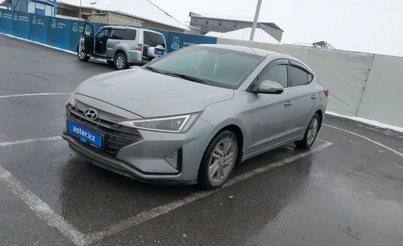 Hyundai Elantra 2019 года за 8 000 000 тг. в Шымкент