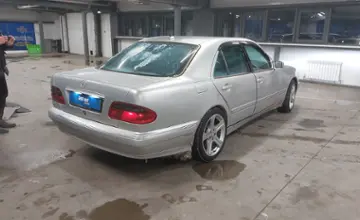 Mercedes-Benz E-Класс 2001 года за 5 000 000 тг. в Астана фото 3