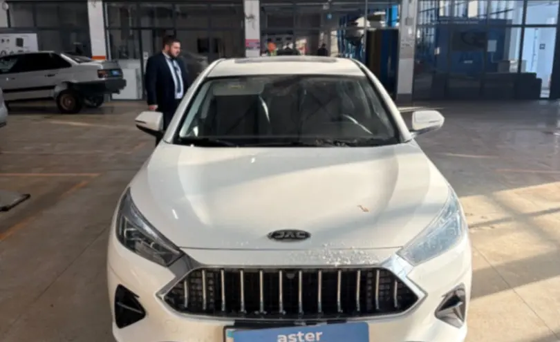 JAC J7 2023 года за 7 000 000 тг. в Караганда фото 2