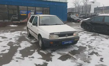 Volkswagen Golf 1993 года за 1 100 000 тг. в Алматы фото 2