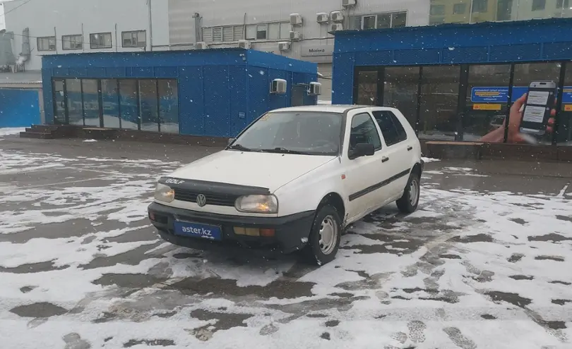 Volkswagen Golf 1993 года за 1 100 000 тг. в Алматы