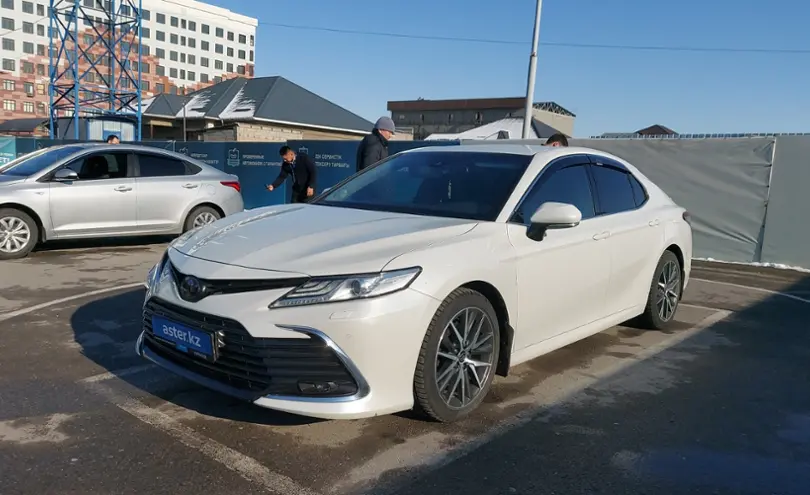 Toyota Camry 2021 года за 18 000 000 тг. в Шымкент