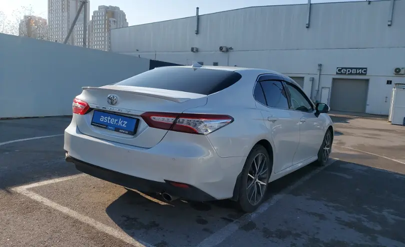 Toyota Camry 2021 года за 18 000 000 тг. в Шымкент фото 3