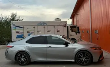 Toyota Camry 2019 года за 14 000 000 тг. в Атырау фото 2