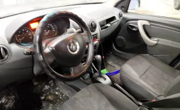 Renault Logan 2015 года за 3 000 000 тг. в Астана фото 5