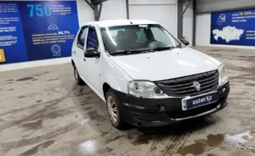 Renault Logan 2015 года за 3 000 000 тг. в Астана фото 2