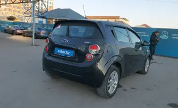 Chevrolet Aveo 2014 года за 3 000 000 тг. в Шымкент фото 3