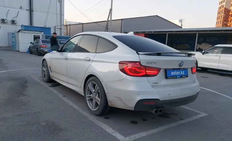 BMW 3 серии 2020 года за 19 000 000 тг. в Шымкент фото 4