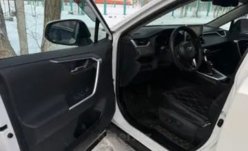 Toyota RAV4 2020 года за 16 500 000 тг. в Актобе