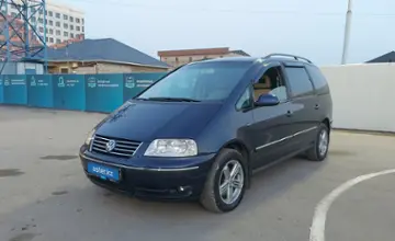 Volkswagen Sharan 2004 года за 3 900 000 тг. в Шымкент фото 1