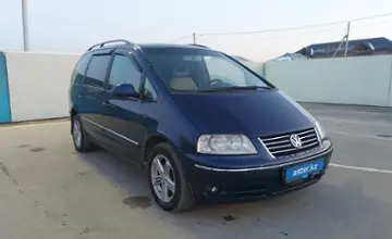 Volkswagen Sharan 2004 года за 3 900 000 тг. в Шымкент фото 2