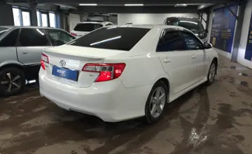 Toyota Camry 2013 года за 10 000 000 тг. в Астана фото 3