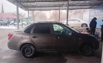 LADA (ВАЗ) Granta 2015 года за 1 800 000 тг. в Алматы фото 4