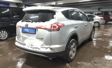 Toyota RAV4 2016 года за 11 500 000 тг. в Астана фото 3