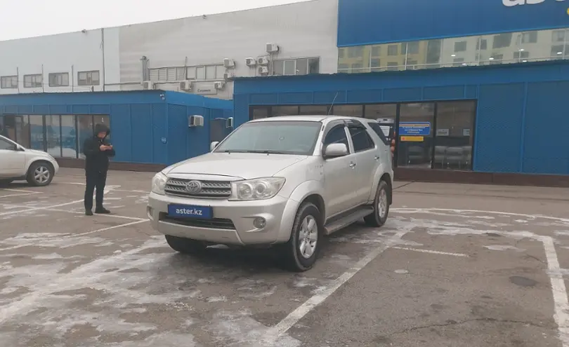 Toyota Fortuner 2010 года за 9 500 000 тг. в Алматы