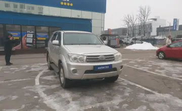 Toyota Fortuner 2010 года за 9 500 000 тг. в Алматы фото 2