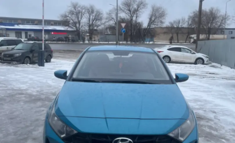 Hyundai i20 2023 года за 7 000 000 тг. в Уральск фото 2