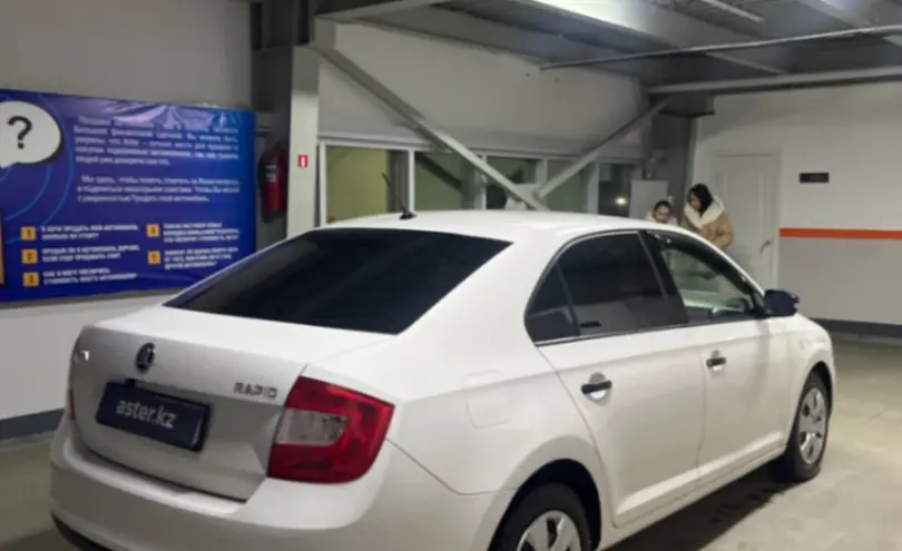 Skoda Rapid 2015 года за 4 500 000 тг. в Уральск фото 5