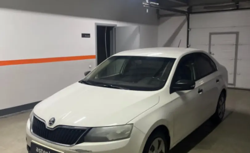 Skoda Rapid 2015 года за 4 500 000 тг. в Уральск
