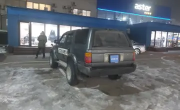 Toyota Hilux Surf 1995 года за 2 300 000 тг. в Алматы фото 4