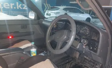 Toyota Hilux Surf 1995 года за 2 300 000 тг. в Алматы фото 5