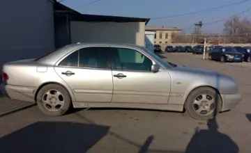 Mercedes-Benz E-Класс 1999 года за 3 500 000 тг. в Тараз фото 4