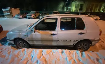 Volkswagen Golf 1993 года за 1 100 000 тг. в Караганда фото 4