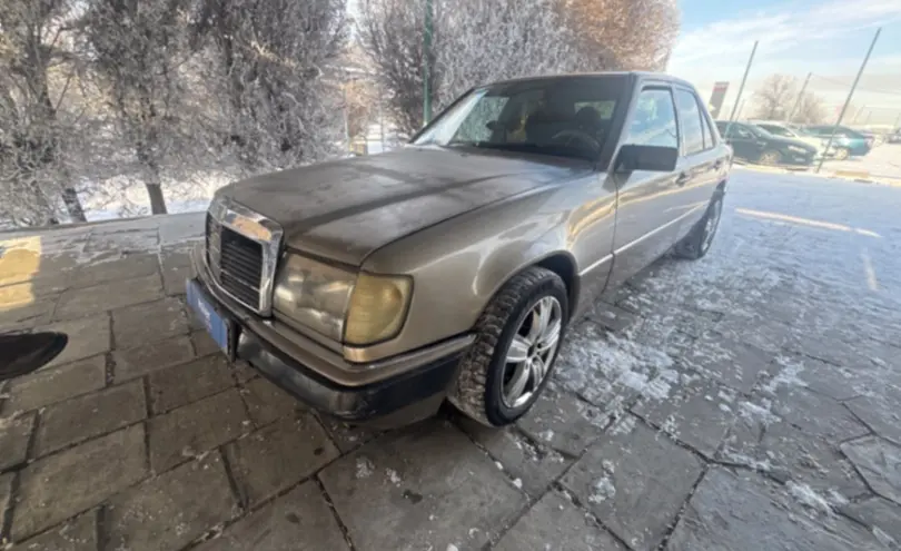 Mercedes-Benz W124 1989 года за 800 000 тг. в Талдыкорган
