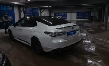 Toyota Camry 2021 года за 19 000 000 тг. в Астана фото 4