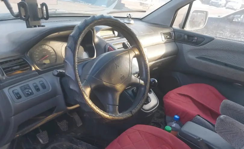 Mitsubishi Space Wagon 2000 года за 4 000 000 тг. в Алматы фото 5
