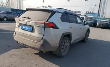 Toyota RAV4 2021 года за 14 000 000 тг. в Шымкент фото 3