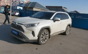 Toyota RAV4 2021 года за 14 000 000 тг. в Шымкент фото 1