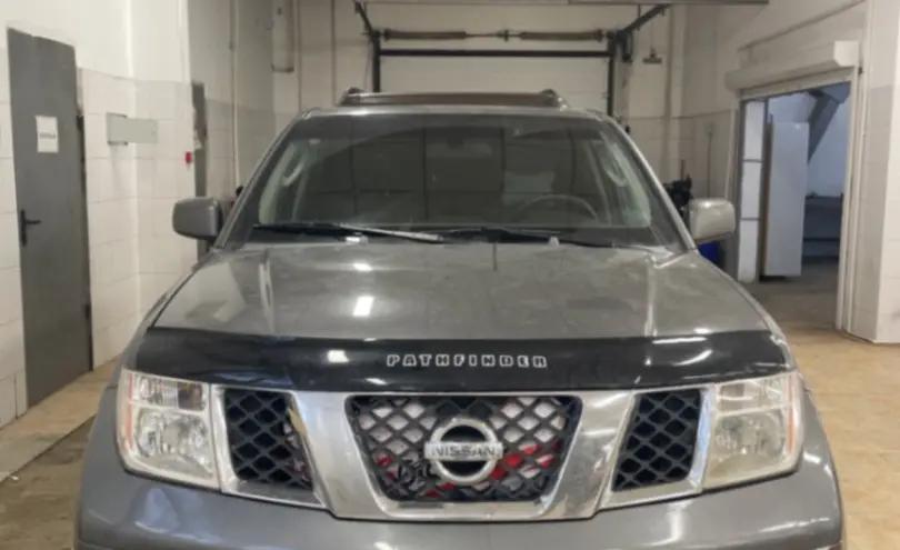 Nissan Pathfinder 2005 года за 7 500 000 тг. в Актобе фото 2