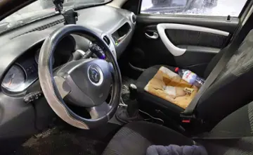 Renault Sandero 2012 года за 4 000 000 тг. в Астана фото 5