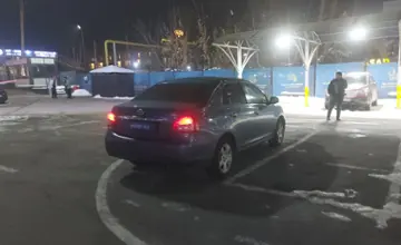 Toyota Yaris 2011 года за 4 000 000 тг. в Алматы фото 3