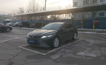 Toyota Camry 2018 года за 13 000 000 тг. в Алматы фото 1
